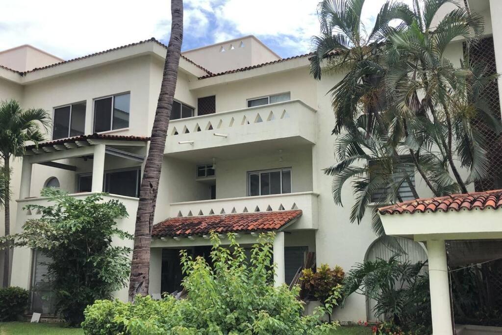 Hermoso Apartamento En Manzanillo Con Alberca Y Cancha De Tenis, Ideal Para Relajarse Y Disfrutar De Una Escapada Tranquila En El Paraiso Tropical Exterior foto